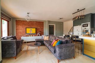 Özel Havuzlu ve Deniz Manzaralı 5 Odalı Villa - Milas - 5