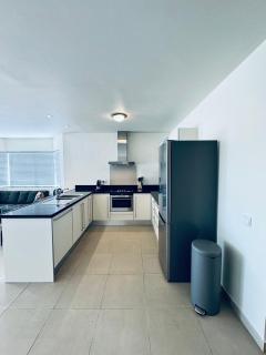 # Blue Bay Beach - Ocean View Apartments - FULLY AIR CONDITIONED # - Blue Bay - 6