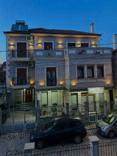Guesthouse Sara & Esi - Korçë - 0