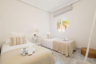 Townhouse in first line beach, Bahia de Marbella, Marbella - Marbella - 6