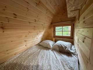 LOGEMENT INSOLITE Cabane Pod sur pilotis jusqu'à 2 adultes et 2 enfants - Molineuf - 5