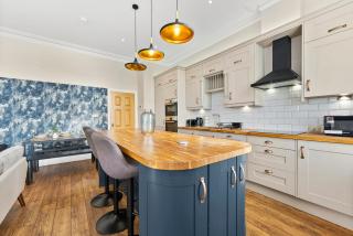 Breathtaking Penthouse - Sea Views - Worthing - 4