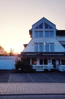 Gemütliche Ferienwohnung mit Meerblick und Terrasse - Nur 50 Meter zum Strand inklusive Parkplatz und Fahrradunterstellplatz - Sierksdorf - 1