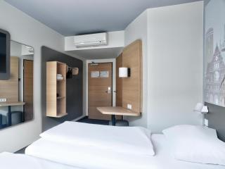 B&B HOTEL Bielefeld-City - Bielefeld - 2