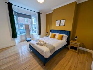 Comforting 2 Br Flat For Workers, Friends & Family - South Shields - 9
