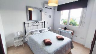 2BDR Sunny apartment with pool and private parking in Benalmádena - Benalmádena - 9