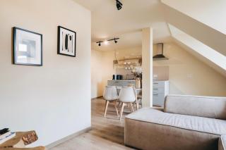 Idyllisch zentral - Großes Apartment mit historischem Flair und Bergpanorama - Löbau - 0