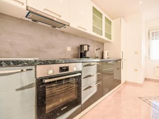 Apartment Villa Charlie by Interhome - Bast - 3
