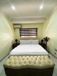 Topaz Pearl Exquisite Apartments - Lekki - 1