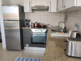 Dream Vacation by Dess 1 bedroom Flat steps from Da Costa Bay, Protaras - Protaras - 6