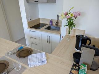 Provençal-style apartment - Aix-en-Provence - 8