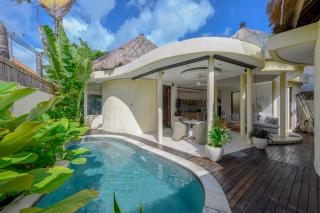 Spacious Luxury 2BR Villa Canggu - Canggu - 7