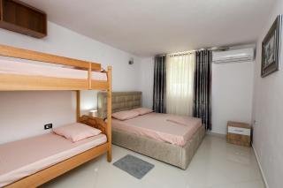 Guesthouse Berati - Berat - 6