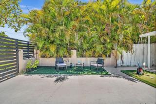 Estelo's Place - Modern townhouse with King bed, only 5 min from the Airport! - Miami - 3