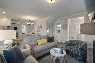 Time Out by Seabrook Hospitality - Pacific Beach - 2