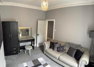 Four Bedroom High Spec Victorian Townhouse - 1