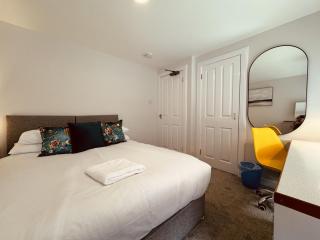 Charming 3-Bedroom Apartment in St Andrews - 3