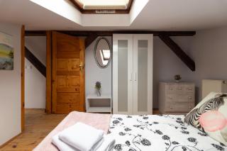 Sky's the limit! Spacey loft - 1