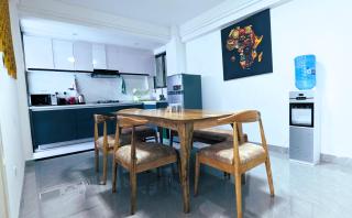 Gold Park 3BR Apartment - 4