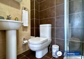 Modern 2 Bed 2 Bath Apartment Free Parking - Watford - 2