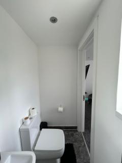 The Dugout - Double Room - Watford - 2