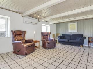 Holiday Home Law - 400m from the sea by Interhome - Løkken - 2