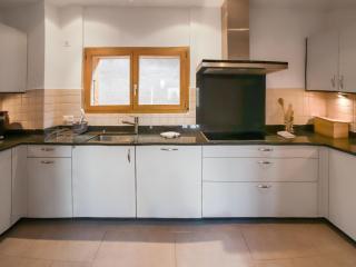 Chalet Le Grillon by Interhome - 7