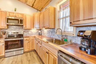 Near Hiking Trails Overgaard Home with Large Yard! - Overgaard - 3