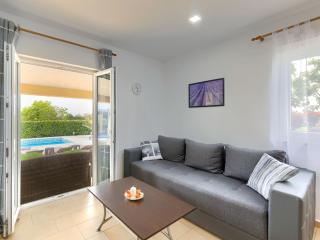 Holiday Home Paula by Interhome - Katarova Stancija - 3