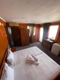 Hotel Capu' Turcului - 3