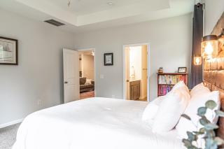 The Clubhouse Retreat on Glasgow - Aberdeen - 2