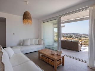 Parosdise Luxury Suites - Ekatondapilianí - 5
