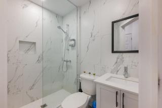 M11 Gorgeous Modern 2BRSofaBedHeart of Plateau - Montreal - 9