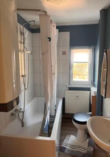Monteurwohnung mit 4 Schlafzimmer, Küche, Wifi,Parken frei, nähe Bayreuth - - 4