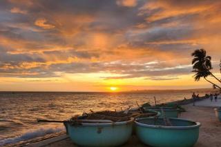 Coconut Beachfront Villa - Mui Ne - 6