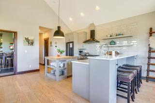 Hot Tub and Mtn Views Townhome in Granby! - 3