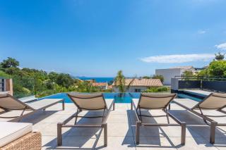 Villa Belenos Piscine vue mer - Saint-Peïre-sur-Mer - 0