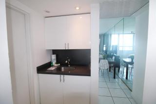 Castle 515 Studio BayView Direct Beach Access, Pool, Tennis, Free Parking - 2