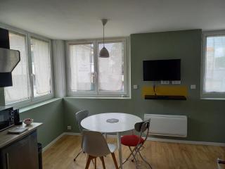 Joli studio à 5mn du centre-ville avec parking privé - Castres - 9