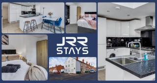 JRR Stays - Coventry 6 Bedrooms Sleeps 12 Parking - 3