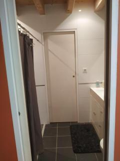 Chambre avec salle d'eau et toilette privées - Léognan - 1