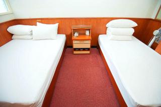 New May Flower Hotel - 9