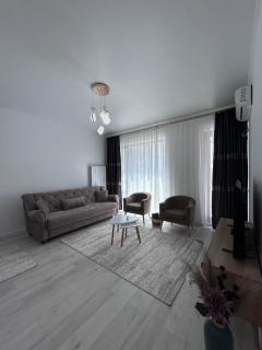 Queens Luxury Studio - Năvodari - 2