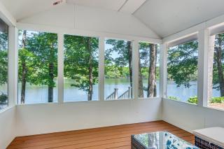 Cozy Long Pond Winter Retreat: Waterfront Gem! - 2