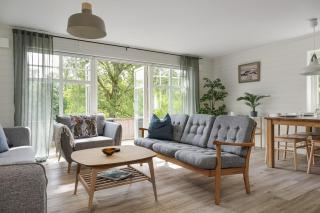 Lakeview spacious family home - Trollhättan - 9