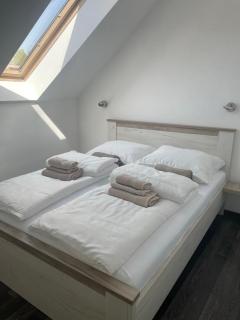 Kis-Hunyad Apartman - Miskolc - 3