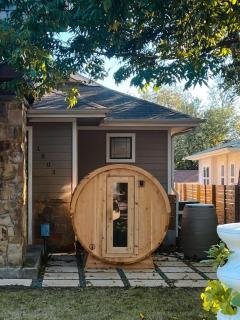 Modern Lively 3 Bedroom House in Hip East Austin - Austin - 6