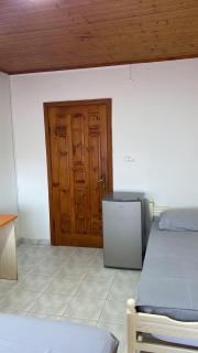 Te Toni Divjake - - 2