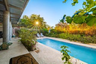 Estancia - Pool Hot Tub Ping Pong - Fredericksburg - 1
