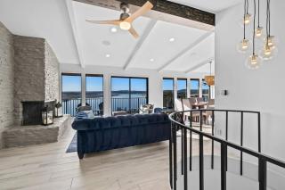 Waterfront - Pool, Hot Tub, Lake Views, Boat Dock - 4